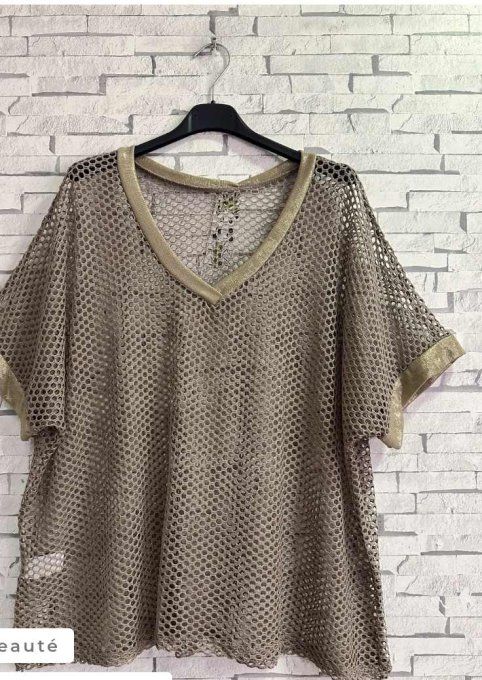 TOP EN MAILLE CROCHET